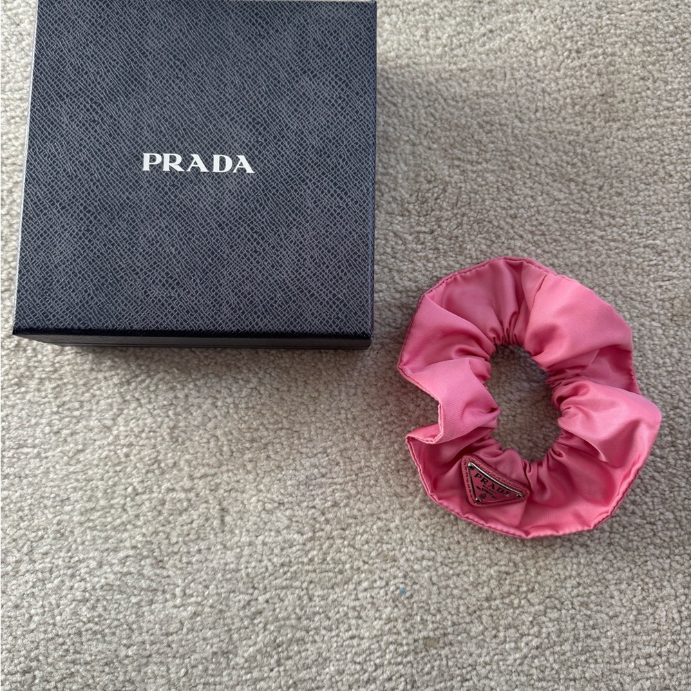 ***BRAND NEW*** Prada Re-Nylon Pink Hair Scrunchie - Picture 4 of 9